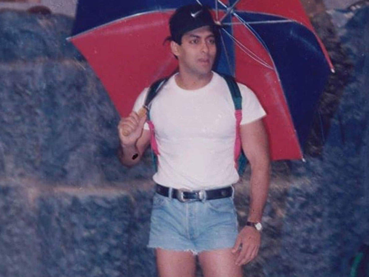 This throwback picture of Salman Khan dressed in a white tee and denim  shorts is too cute to be missed | Hindi Movie News - Times of India