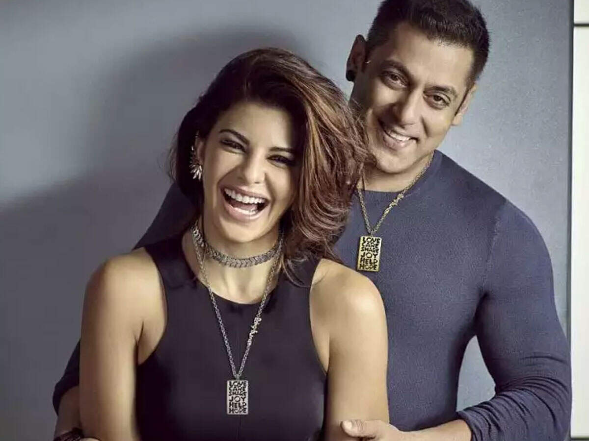 Salman Khan unveils the film Jacqueline Fernandez shot at his Panvel  farmhouse | Hindi Movie News - Times of India