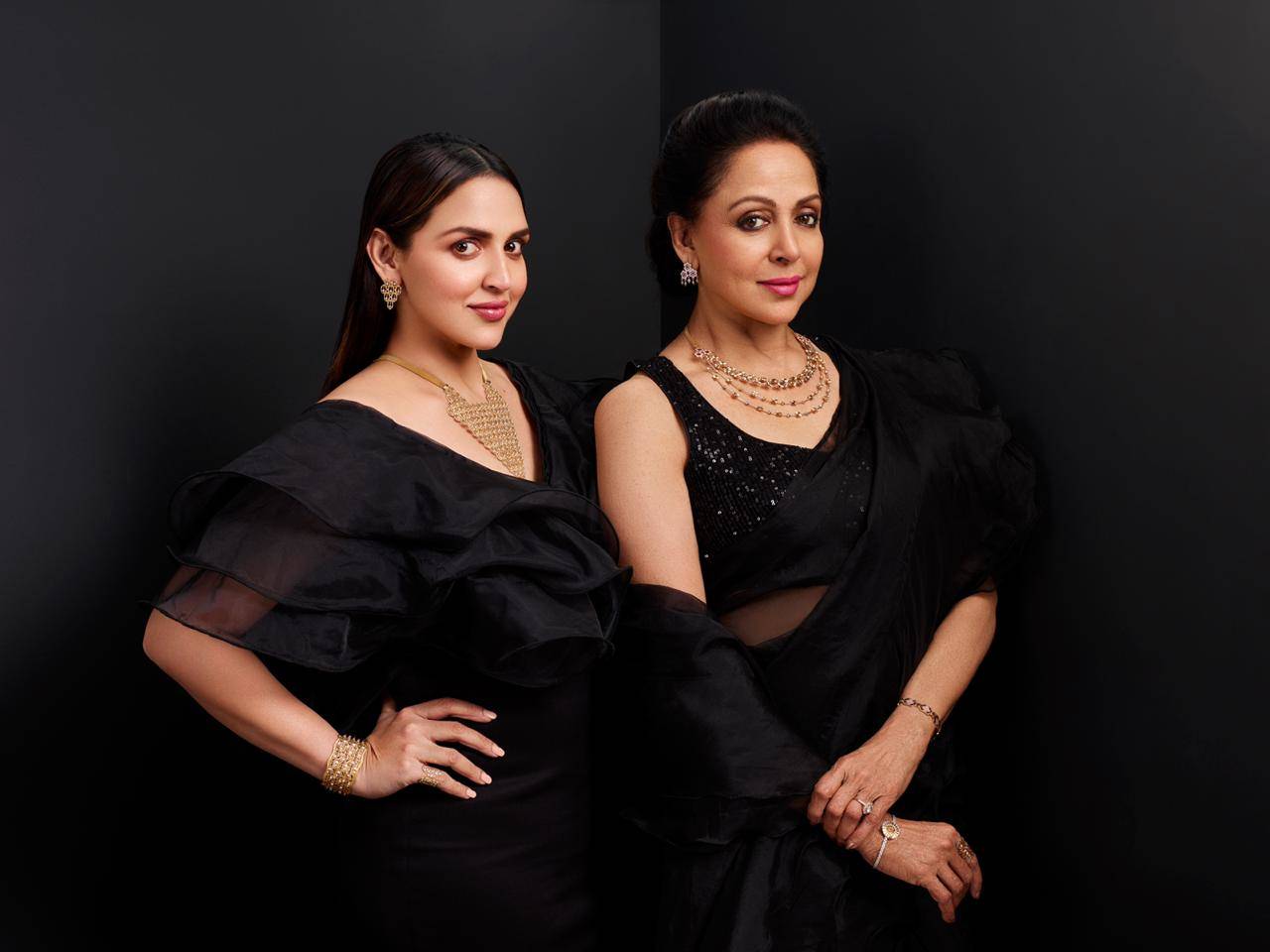 Mother S Day 2020 My Mom Can Pull Off Meryl Streep S Role From The Devil Wears Prada Says Esha Deol On Casting Her Mother Hema Malini In The Remake Of A Hollywood Film