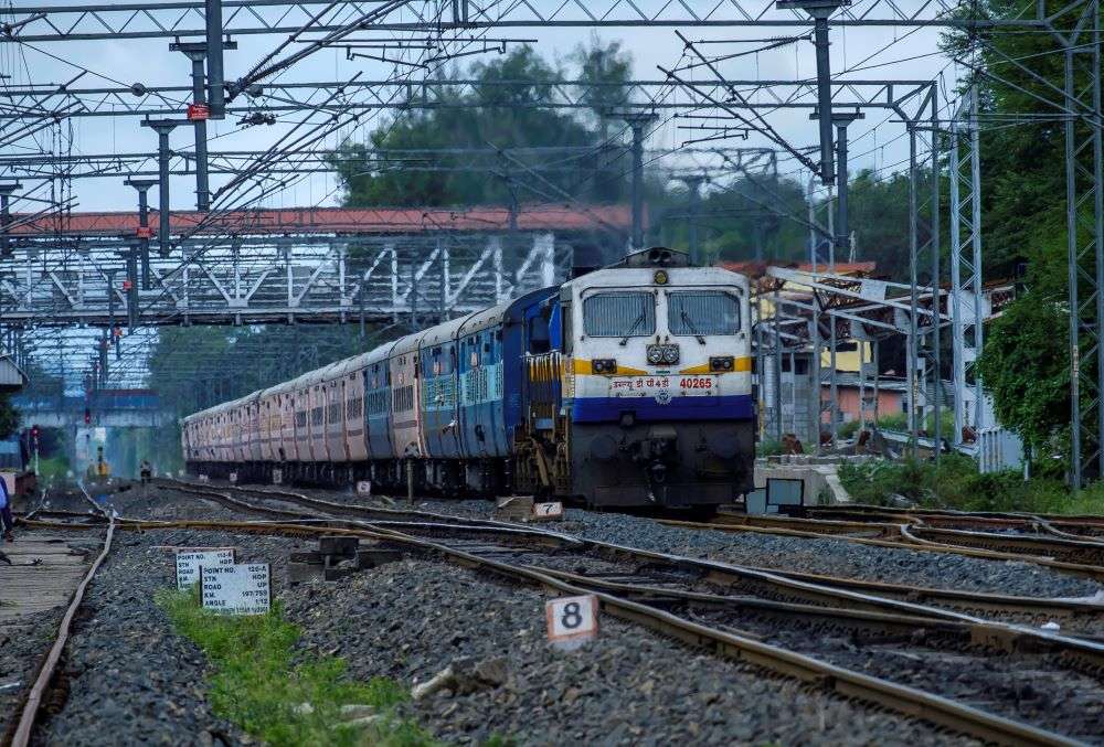 IRCTC: These passenger trains will continue running during lockdown