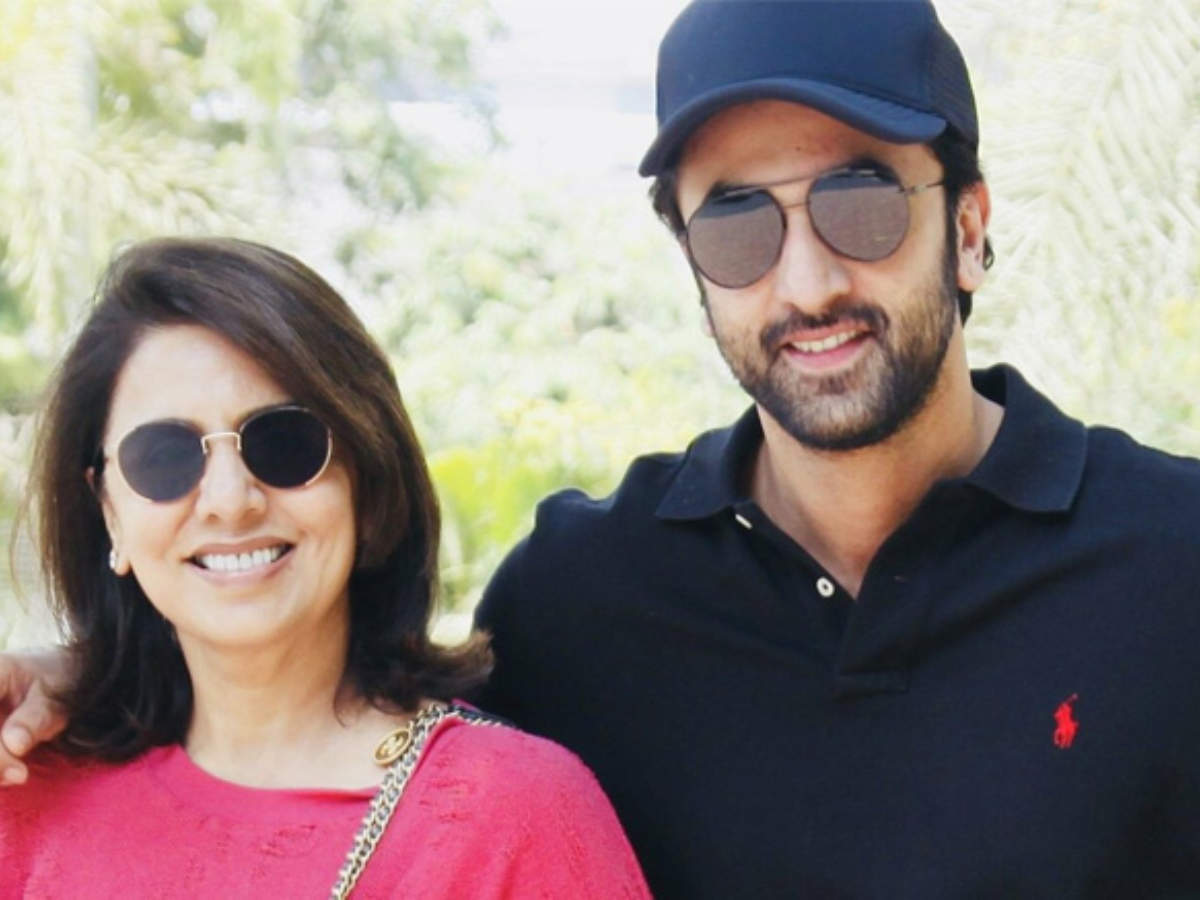 Throwbacktuesday When Neetu Kapoor Told Ranbir To Move Out Of His