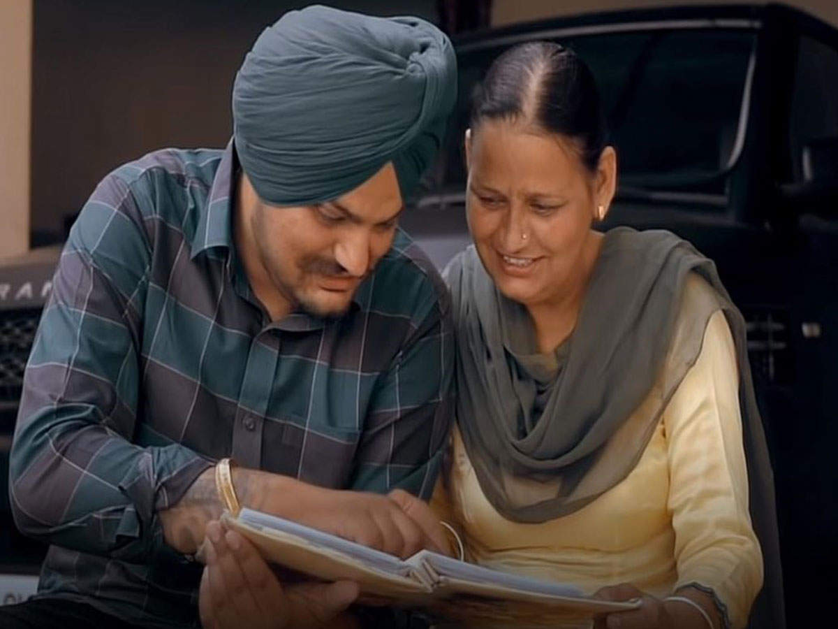 Download Dear Mama Sidhu Moose Wala Releases A Heart Touching Melody On The Birthday Of His Mother Punjabi Movie News Times Of India