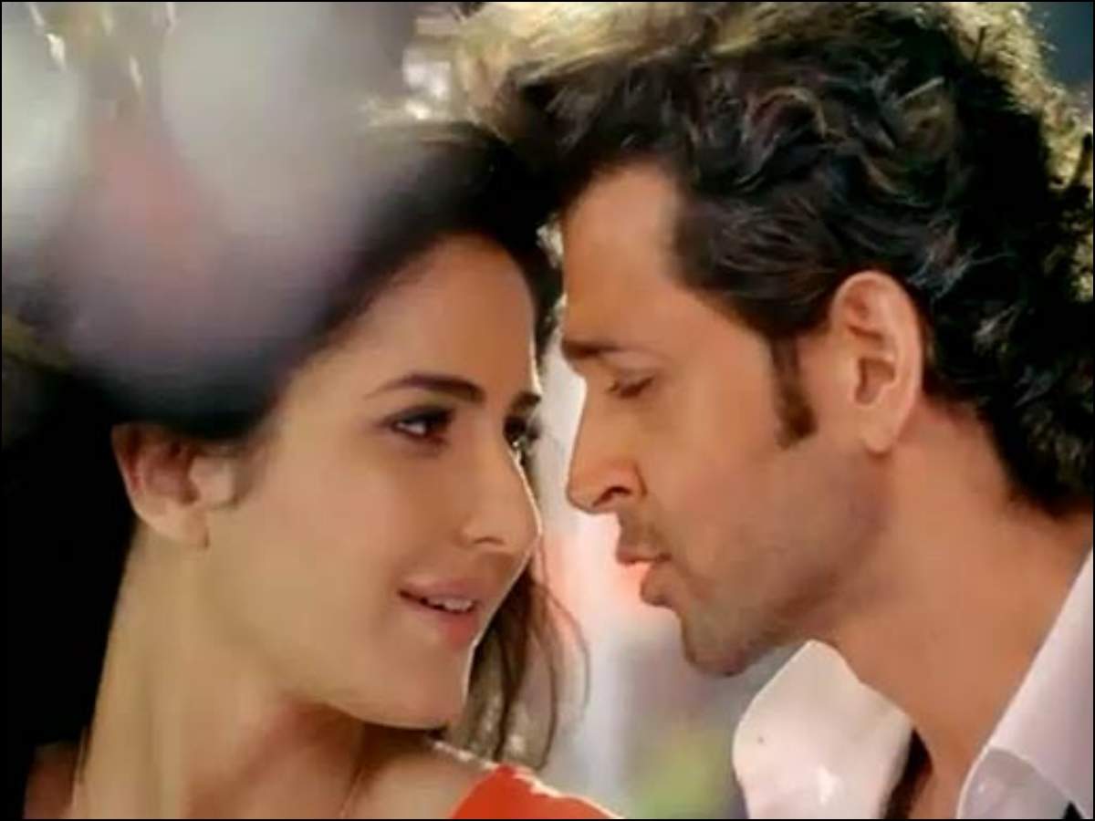 Did you know Hrithik Roshan changed 12 pairs of shoes while shooting for  'Tu Meri' song from 'Bang Bang'? | Hindi Movie News - Times of India