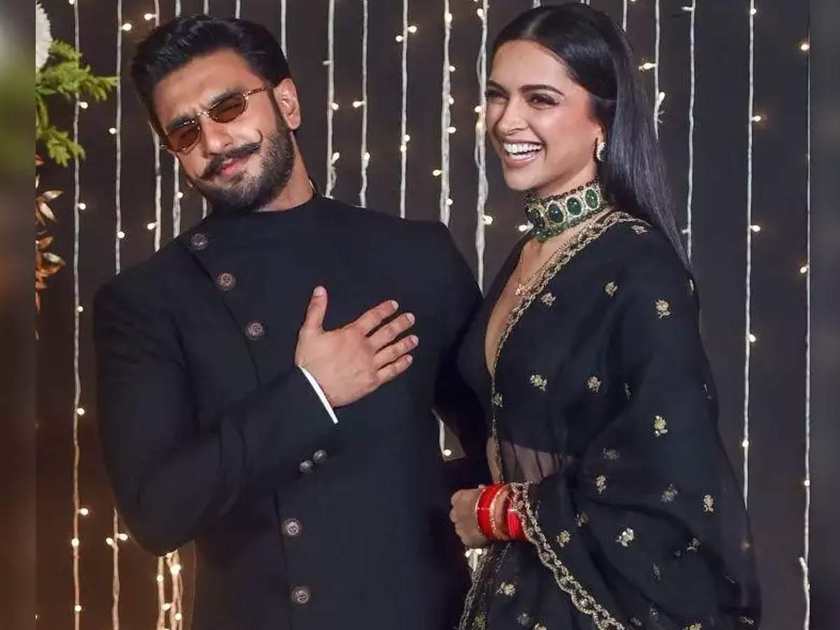 Ranveer Singh Reveals The Ruthless Side Of Deepika Padukone In Instagram Live Chat And Her Reaction Is Unmissable Hindi Movie News Times Of India