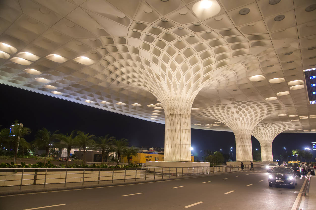 Maharashtra to allow 25 flights to and from Mumbai airport