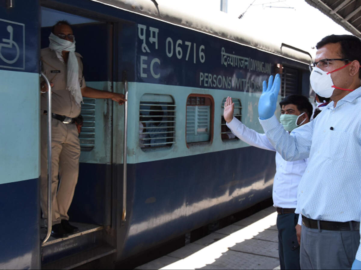 Haryana: Two Shramik trains depart with over 3,100 labourers for Bihar from Ambala | Gurgaon News - Times of India Haryana: Two Shramik trains depart with over 3,100 labourers for Bihar from Ambala | Gurgaon News - Times of India