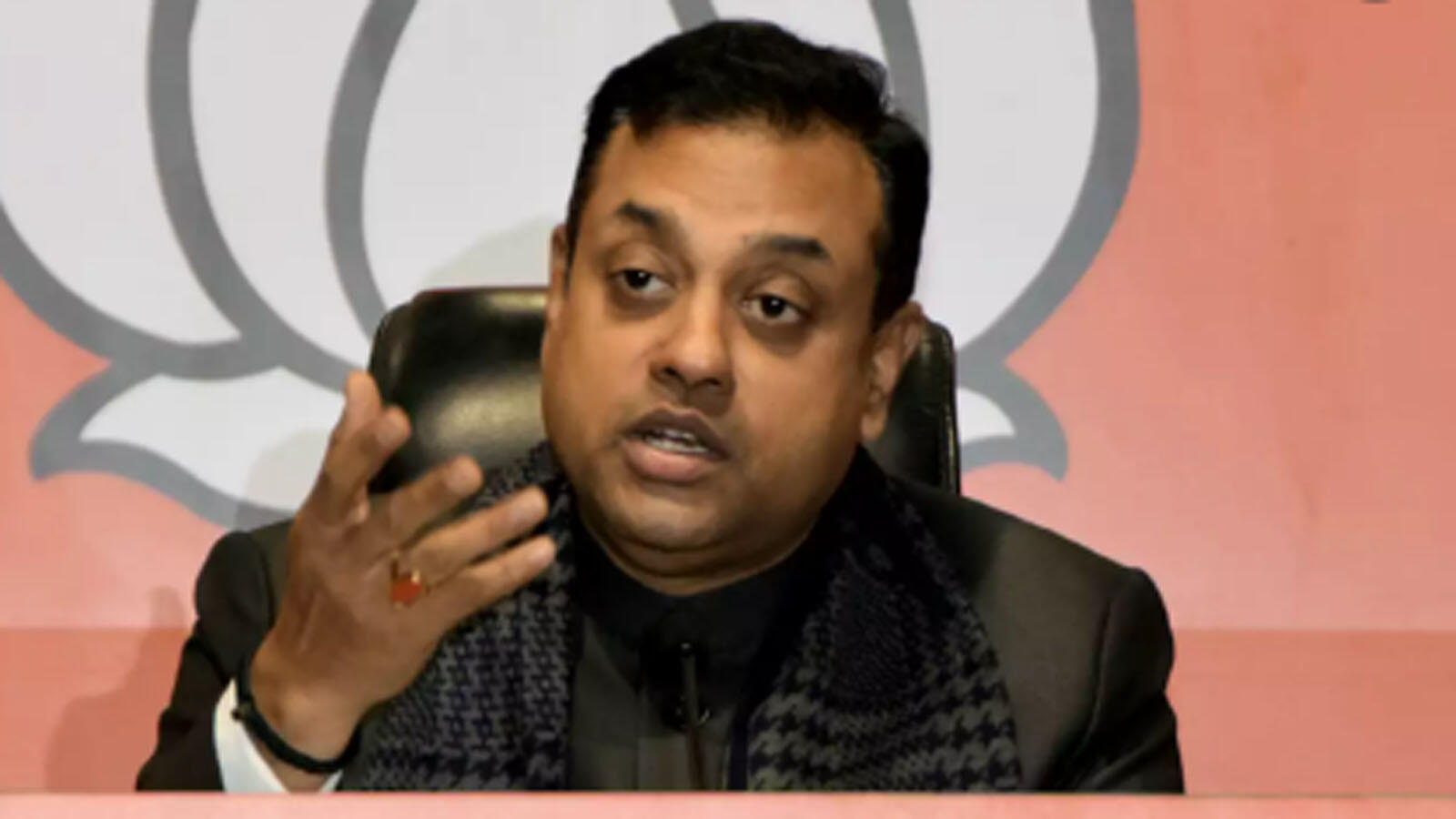 BJP spokesperson Sambit Patra hospitalised in Gurugram after Covid-19 symptoms | News - Times of India Videos BJP spokesperson Sambit Patra hospitalised in Gurugram after Covid-19 symptoms | News - Times of India Videos