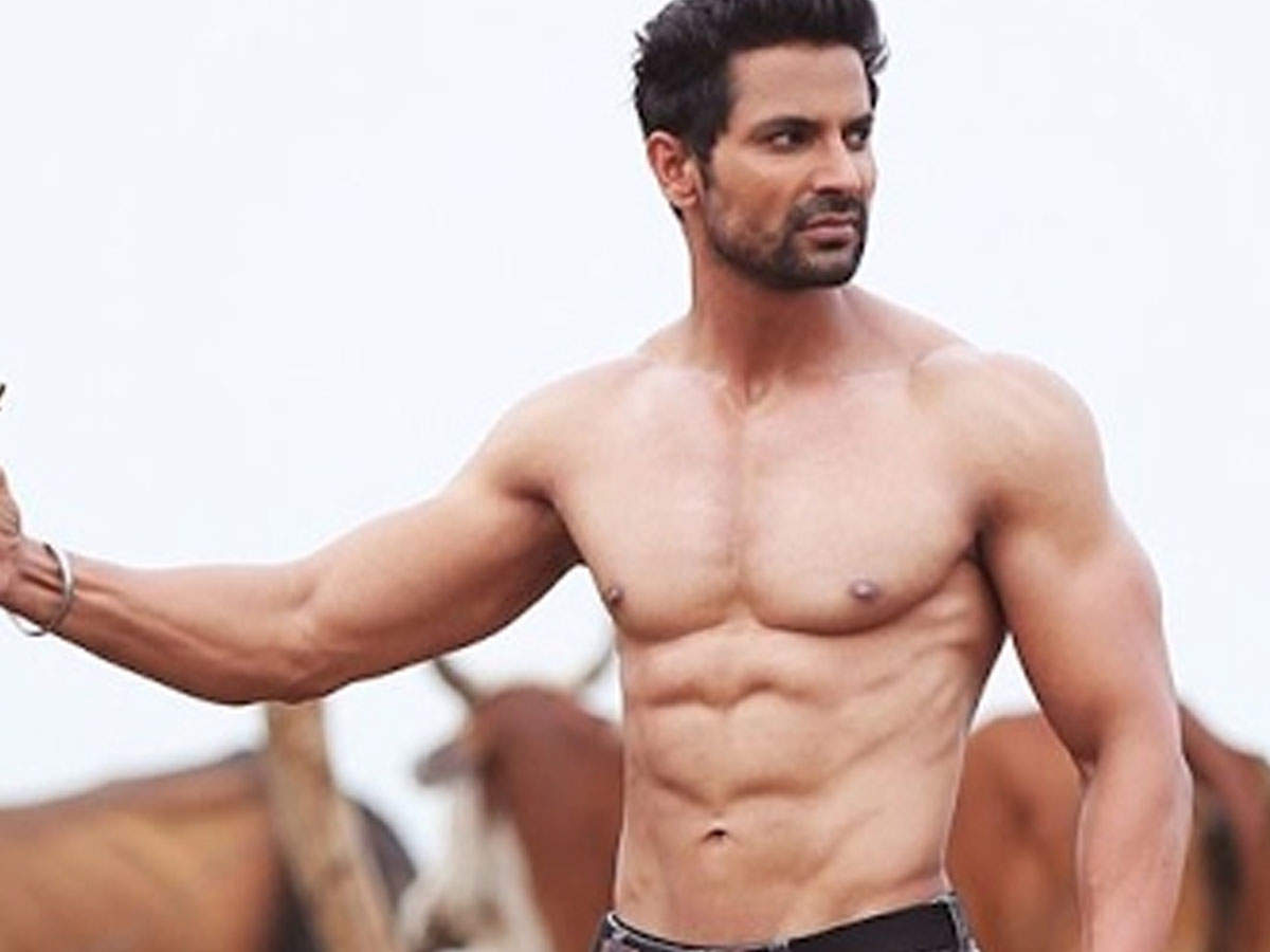 kartar cheema pic Video Summers Just Got Hotter With Kartar Cheema Showing Off His Chiseled Abs Punjabi Movie News Times Of India kartar cheema pic