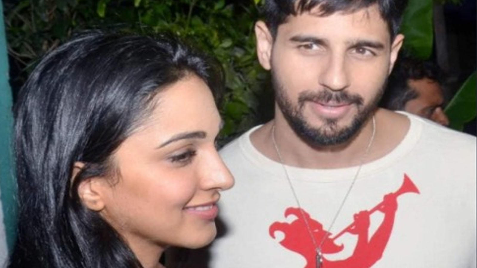 Sidharth Malhotra Describes His Alleged Girlfriend Kiara Advani In One Word And We Cannot Agree More Hindi Movie News Times Of India