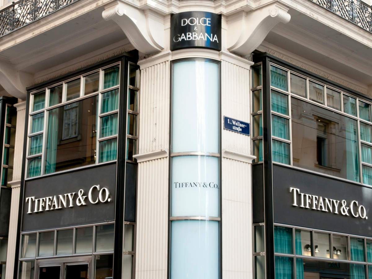 LVMH will not renegotiate the Tiffany's deal for now