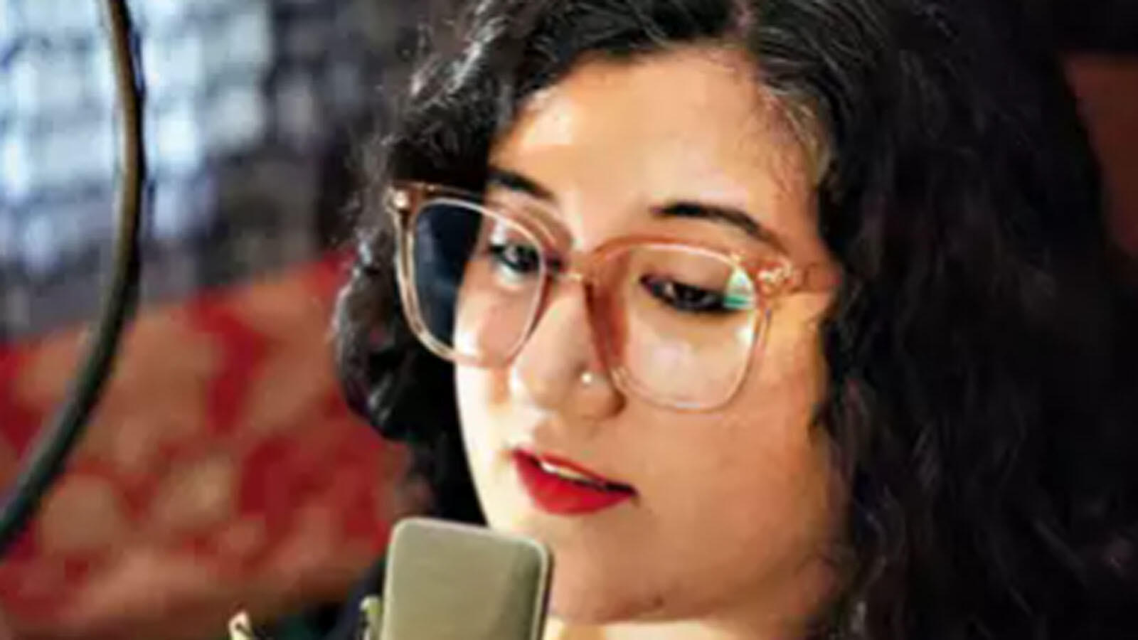 Jasleen Bhalla: Meet the voice of the corona caller tune | Delhi ...