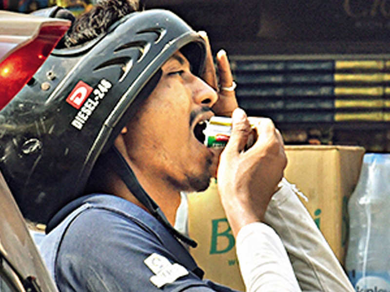 Chewing pan or gutka may cost you Rs 1,000 in Delhi