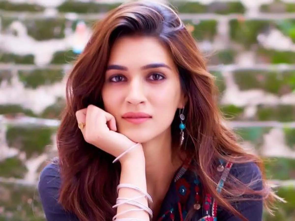 Kriti Sanon shares a screenshot of her throwback tweet; asks 'Can we pls  skip the rest of 2020?' | Hindi Movie News - Times of India