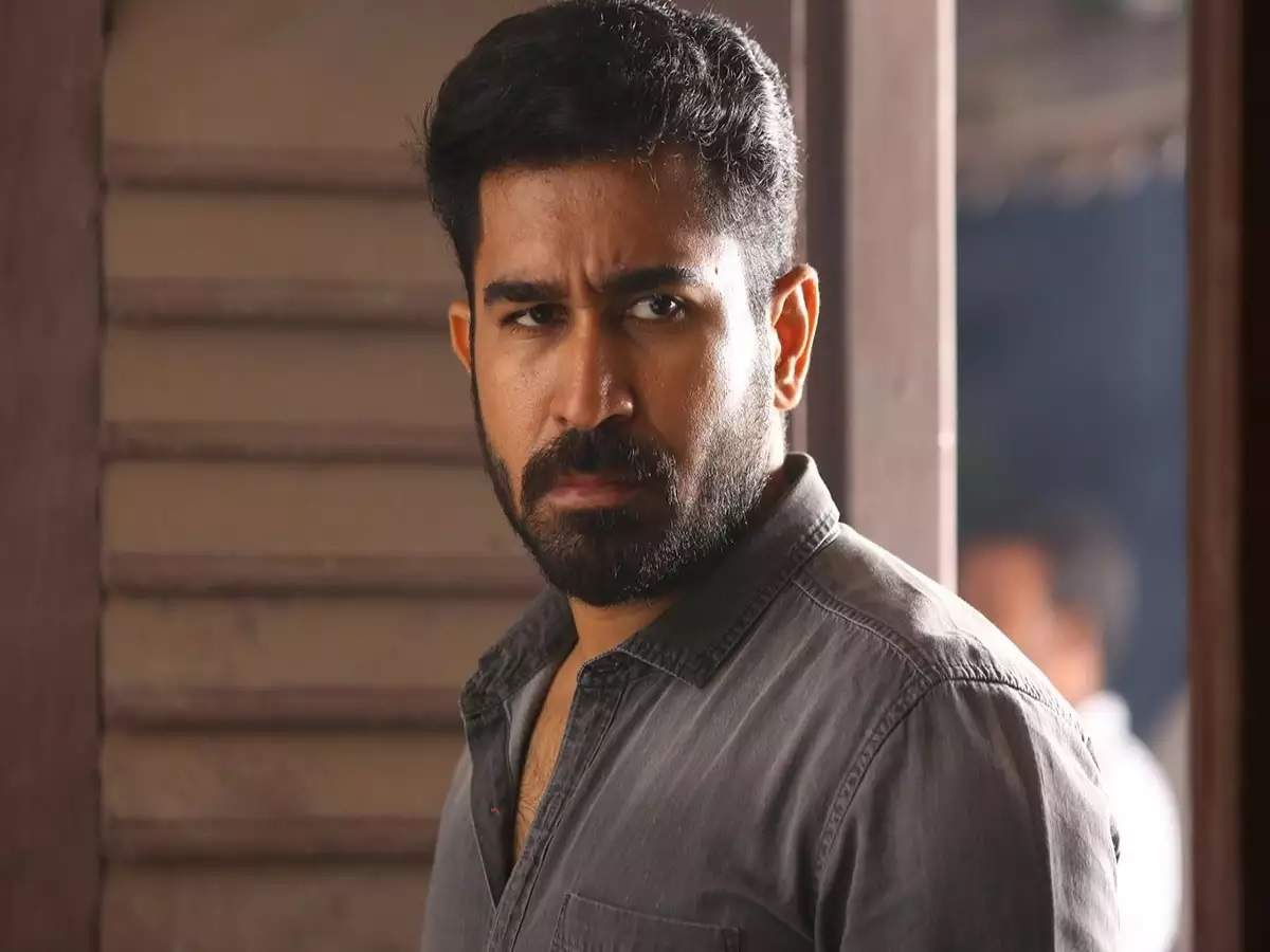 Vijay Antony shares new still from Khaki | Tamil Movie News - Times of India