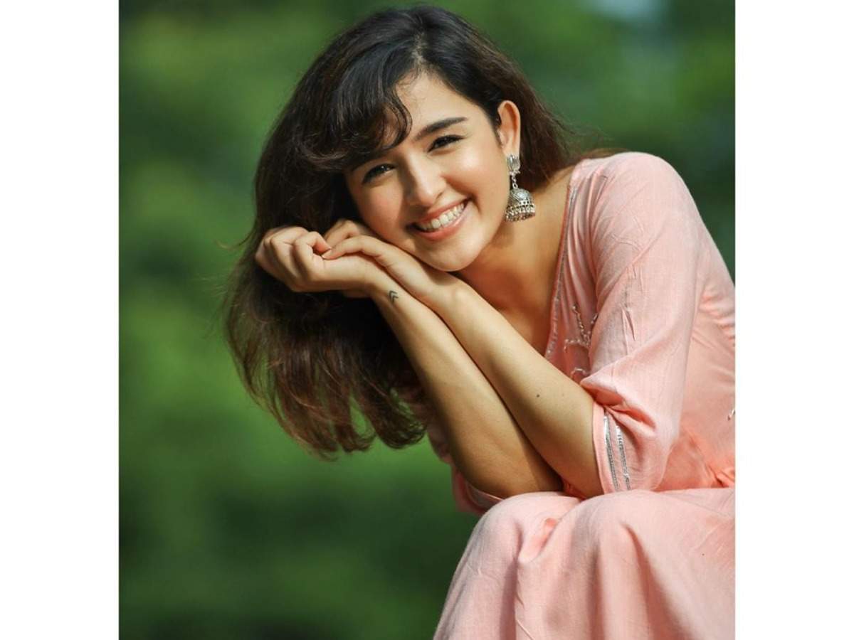 Here's how Shirley Setia paid tribute to Sushant Singh Rajput | Hindi Movie  News - Times of India