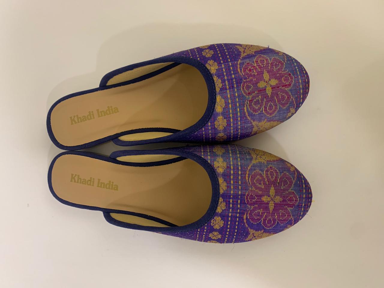 Agra shoe industry goes for khadi after 