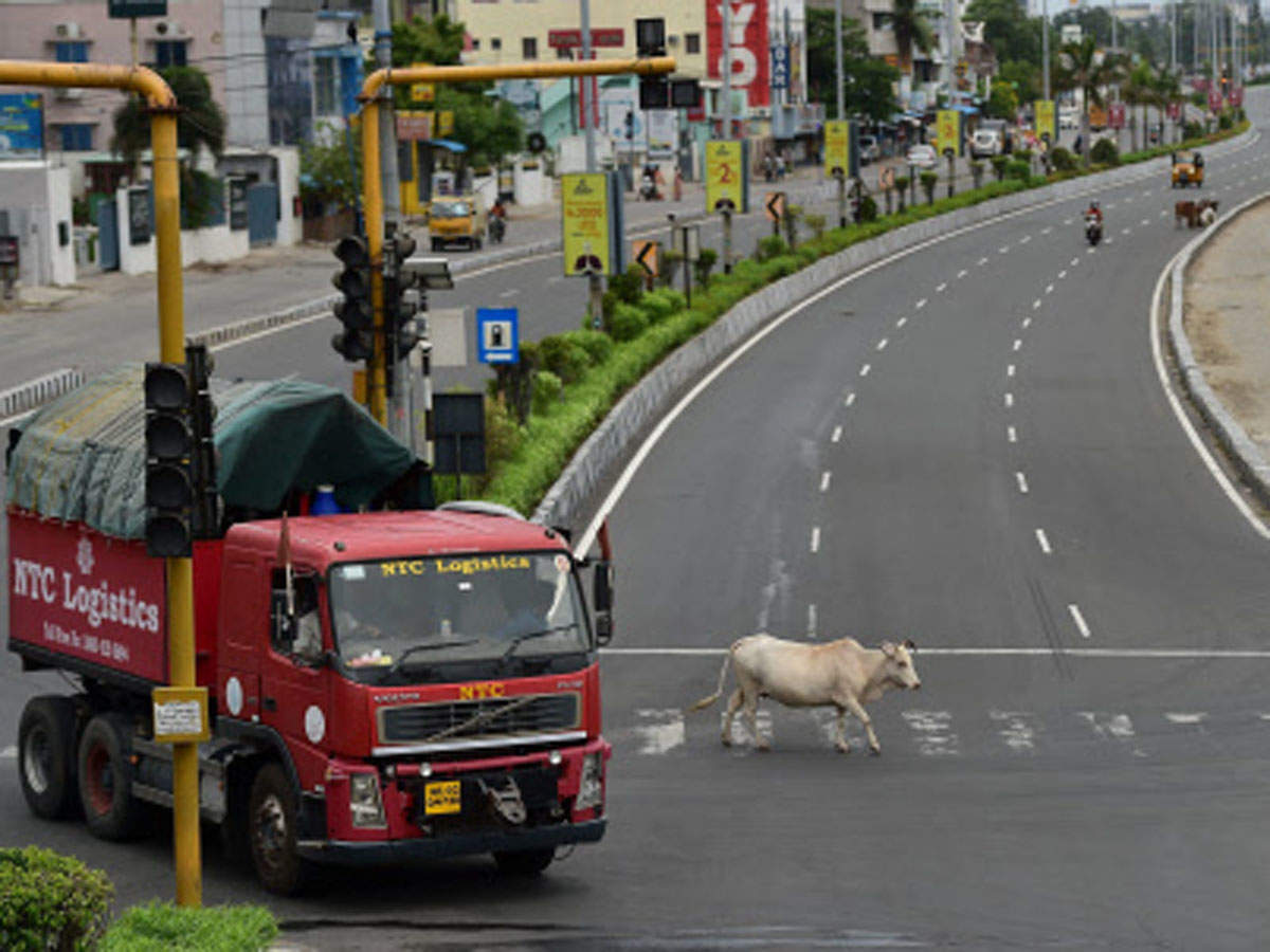A near deserted Old Mahabalipuram Road (OMR) road during an intensified lockdown in Chennai on Wednesday. (PTI Photo)
