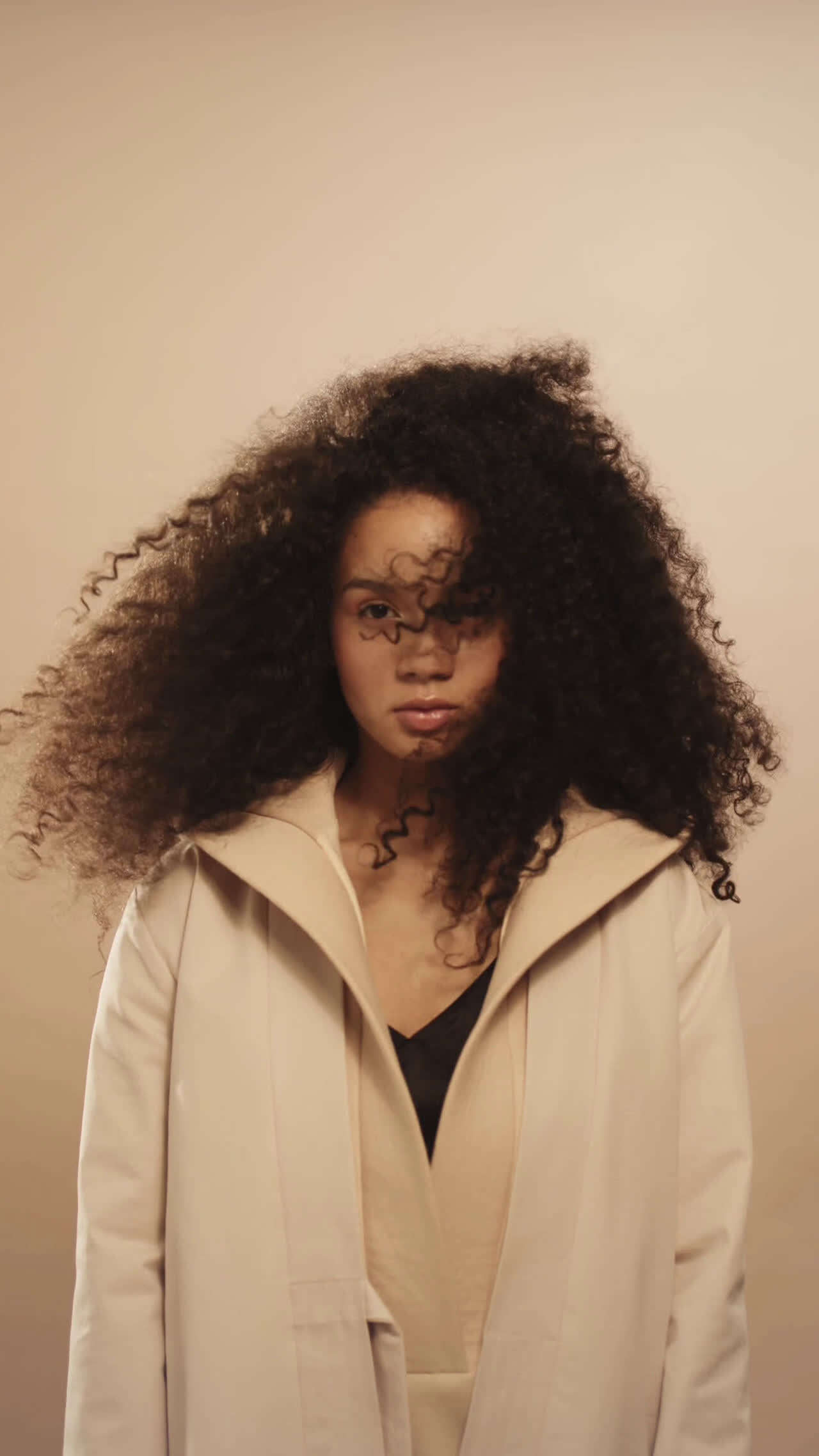 Say goodbye to frizzy hair | Web Stories - Times of India Videos Say goodbye to frizzy hair | Web Stories - Times of India Videos