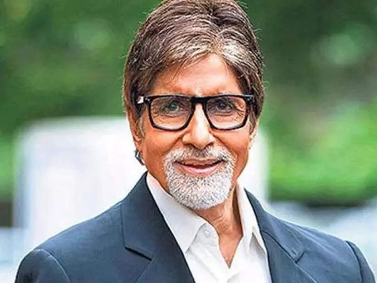 Amitabh Bachchan requests all his fans to wear face masks; raises awareness  with his latest artistic post | Hindi Movie News - Times of India