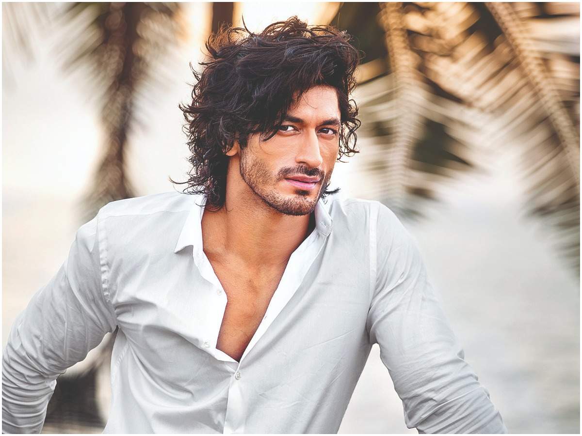 Amid pandemic, Vidyut Jammwal to back unique business ideas | Hindi Movie  News - Times of India