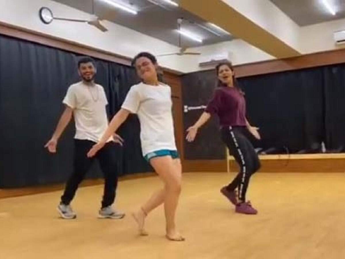 Radhika Madan posts a funny dance video | Hindi Movie News - Times of India Radhika Madan posts a funny dance video | Hindi Movie News - Times of India