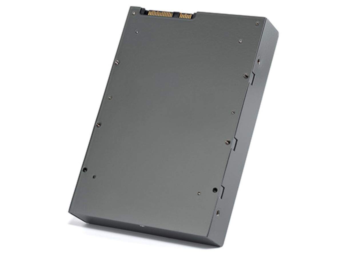 kant lager Auto World's biggest SSD costs $40,000 - Times of India