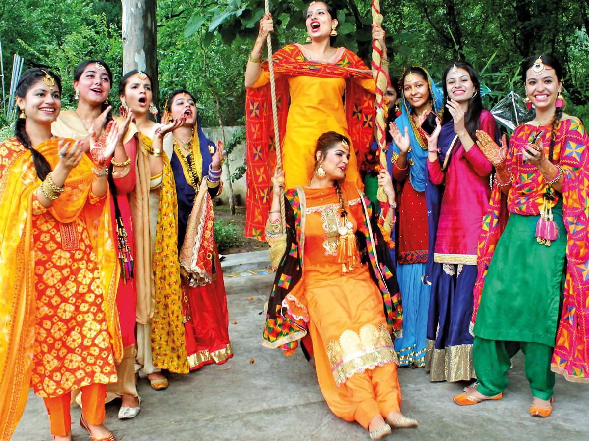 Teej parties in Kanpur go online | Kanpur News - Times of India