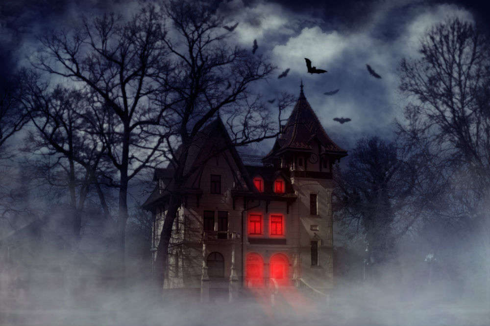 Wish to experience socially distanced, drive-thru haunted house experience? Visit Orlando