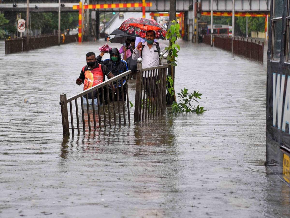 Mumbai Rains Live Updates: IMD warns of intense rain in Mumbai; stay ...