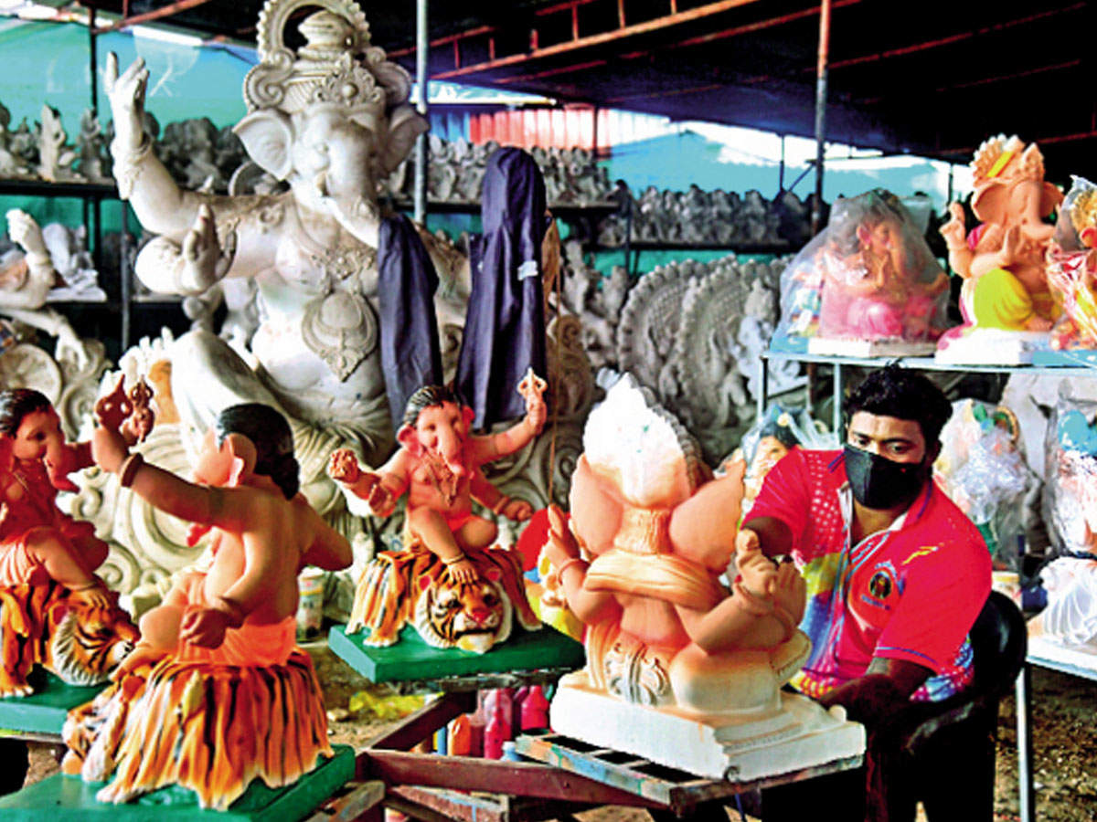 Unfinished ganpati idols abound as most orders this year were cancelled