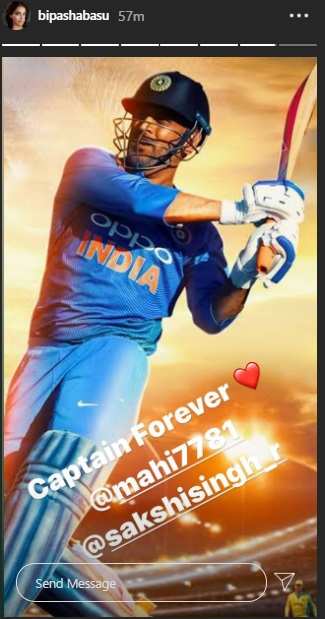 Varun Dhawan, Vicky Kaushal, Taapsee Pannu and other Bollywood celebs react  'thank you Mahi' as M S Dhoni retires from International cricket | Hindi  Movie News - Times of India