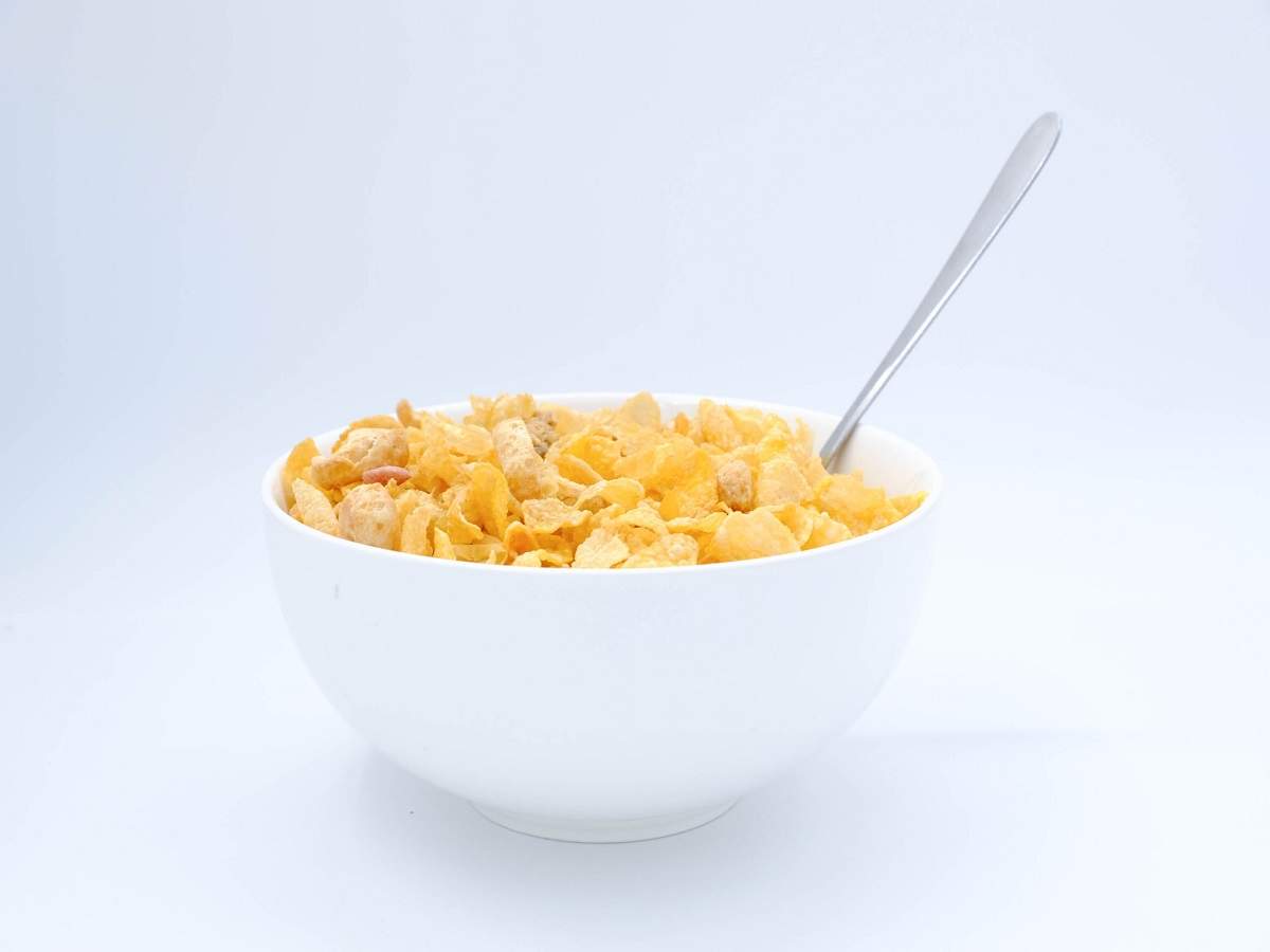 Corn Flakes: Corn flakes for a quick & healthy bowl of breakfast every ...