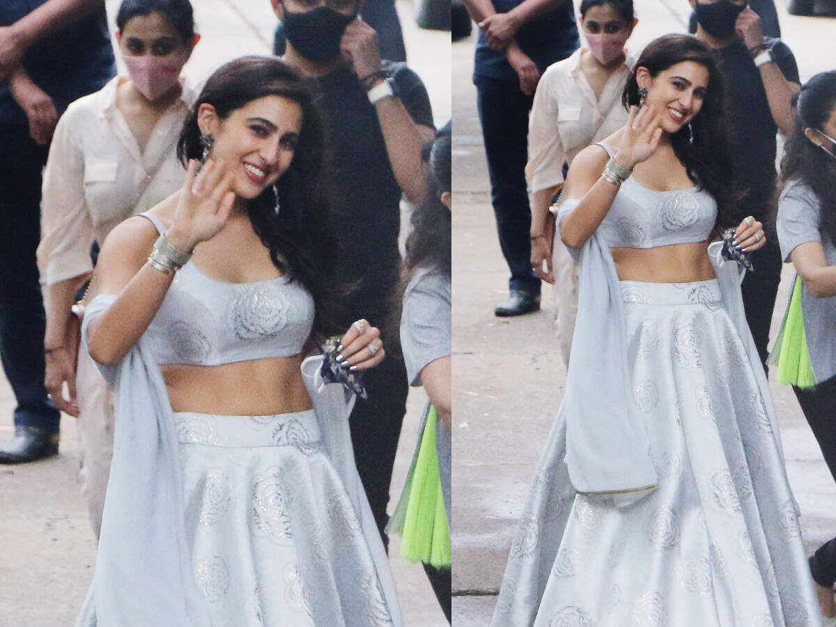 Sara Ali Khan Looks Like A Modern Day Princess In This Lehenga Times Of India