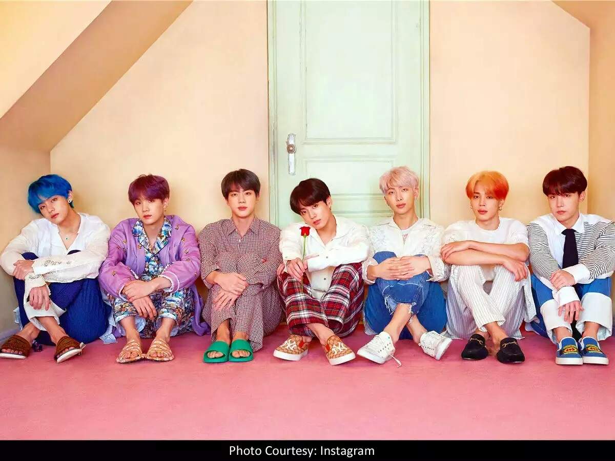 Jonas Brothers And The Weeknd Congratulate Bts On Becoming The First South Korean Band To Top Us 100 Charts K Pop Movie News Times Of India