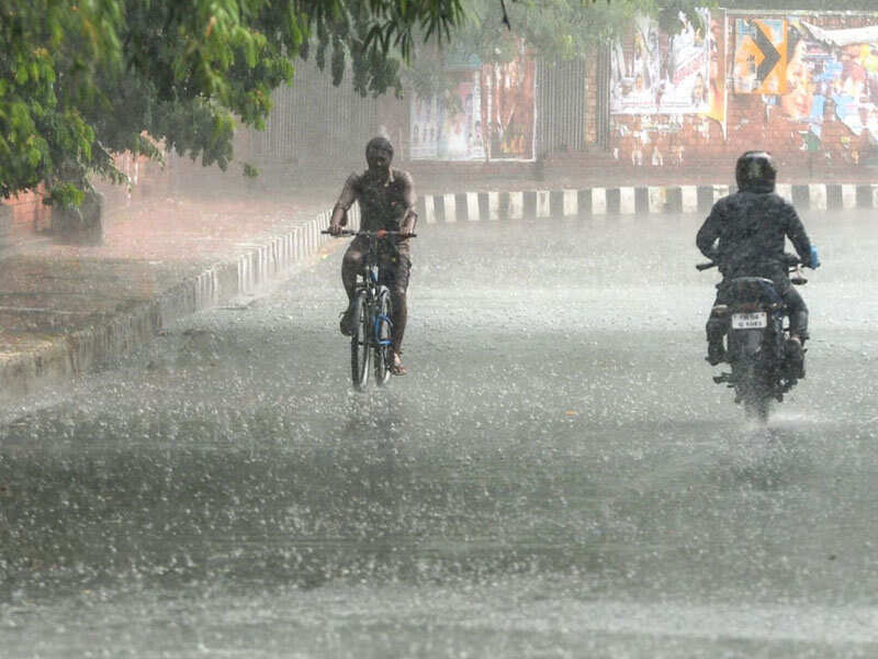 Rain in Chennai: It's going to be a cloudy Monday with light rain, says Met forecast | Chennai News - Times of India
