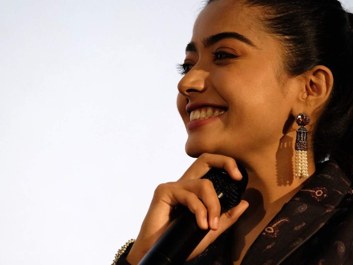 Anything comes my way, I smile through it: Rashmika Mandanna | Telugu Movie  News - Times of India