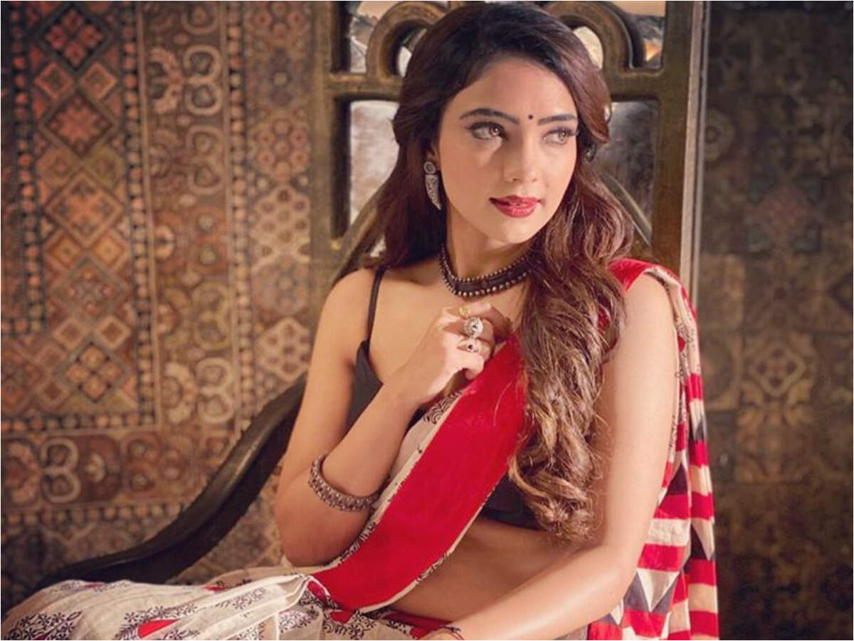 Exclusive Pooja Banerjee On Kasautii Zindagii Kay 2 Shoot Wrap Up We Can T Even Have A Proper Farewell Party Because Of Covid 19 Times Of India