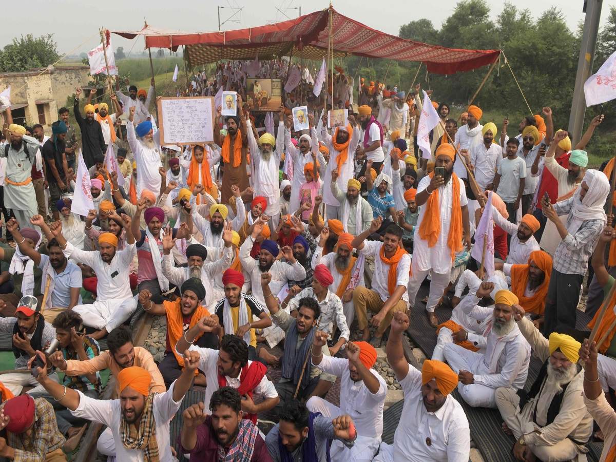 Live: Punjab to move SC over new farm laws