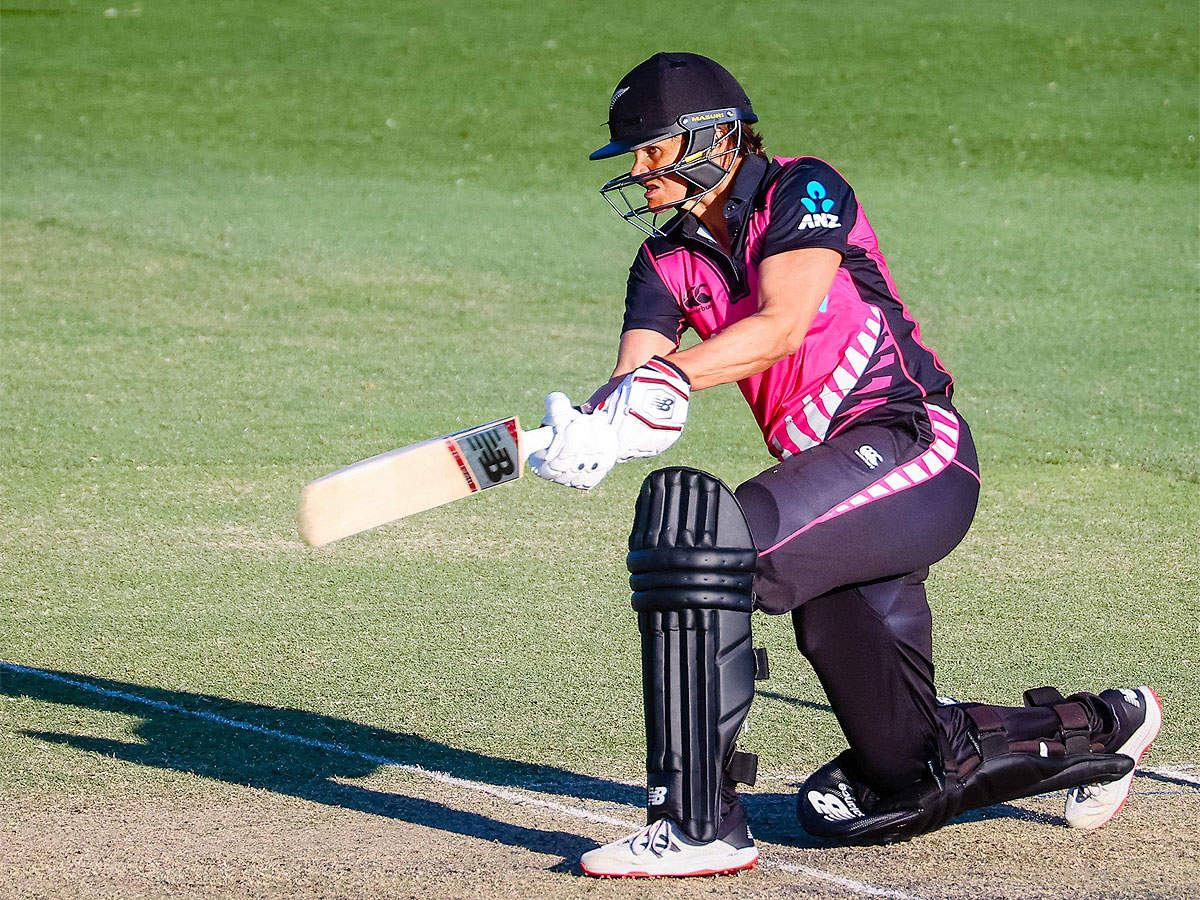 Nz Women Suffer Major Blow With Bates Injury Against Australia Cricket News Times Of India