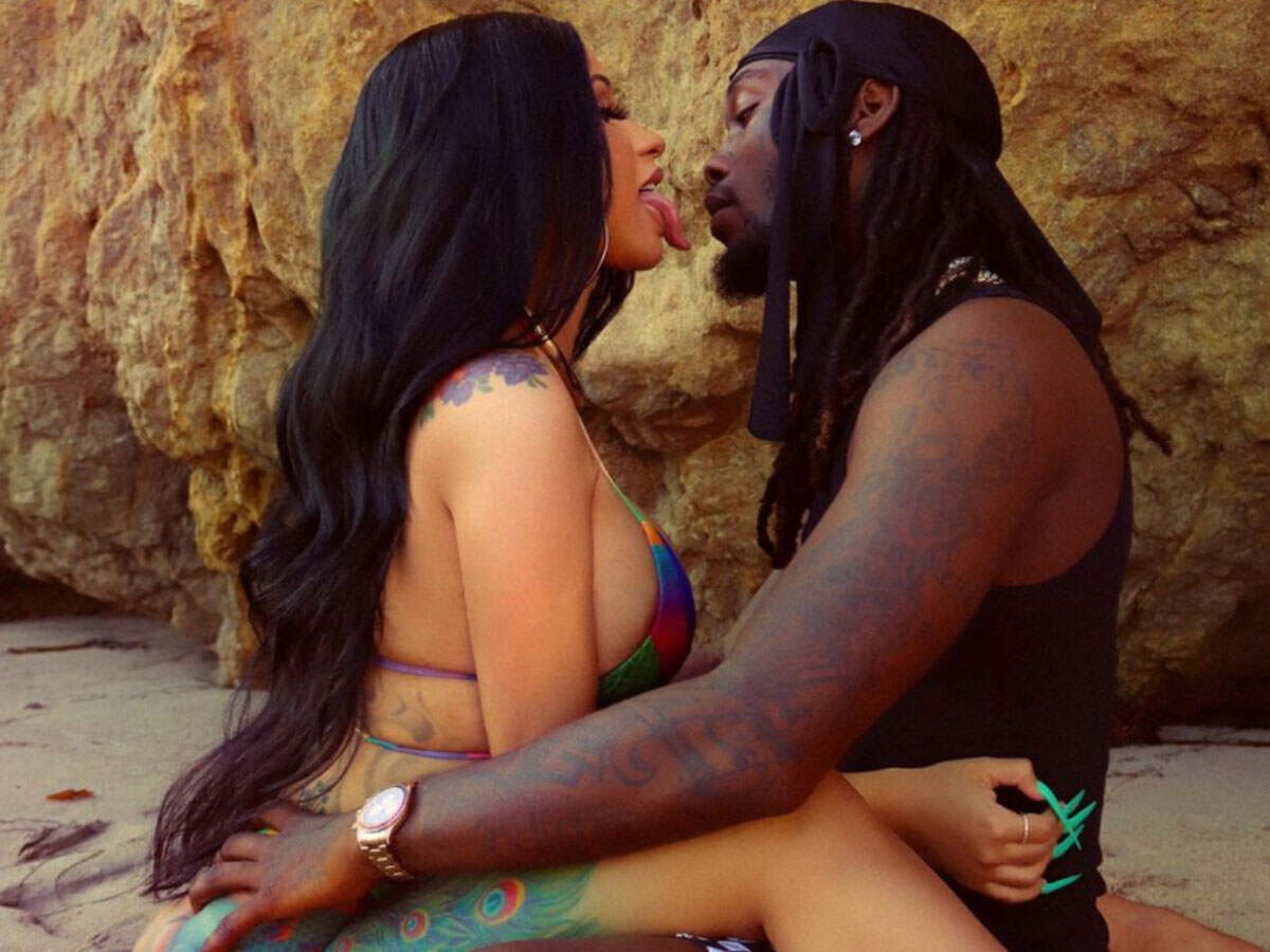 Cardi B Confirms She Back With Offset A Month After Filing For Divorce English Movie News Times Of India Cardi B Confirms She Back With Offset A Month After Filing For Divorce English Movie News Times Of India