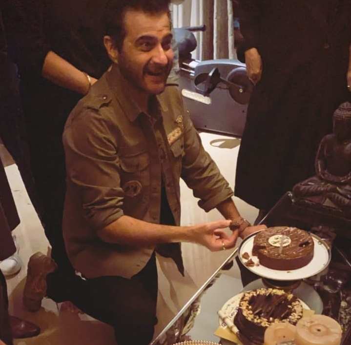Sanjay Dutt's Daughter Iqra, 9, Bakes A Cake On His Birthday. See Pics
