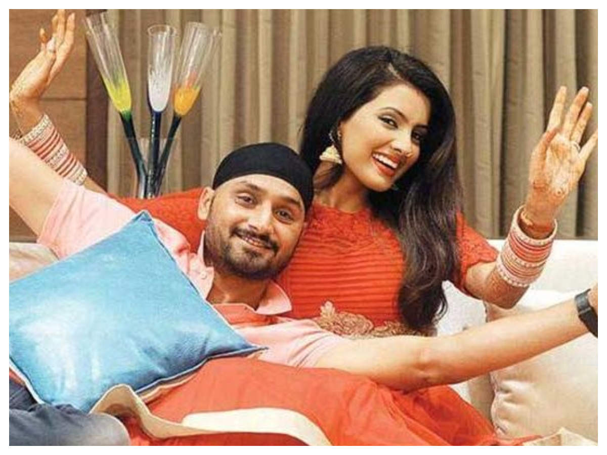 Geeta Basra Opens Up About Cricketers Spouses Being Targeted By Trolls Says They Are Easy Targets Hindi Movie News Times Of India Geeta basra is an actress, known for zila ghaziabad (2013), dil diya hai (2006) and mr joe b. geeta basra opens up about cricketers