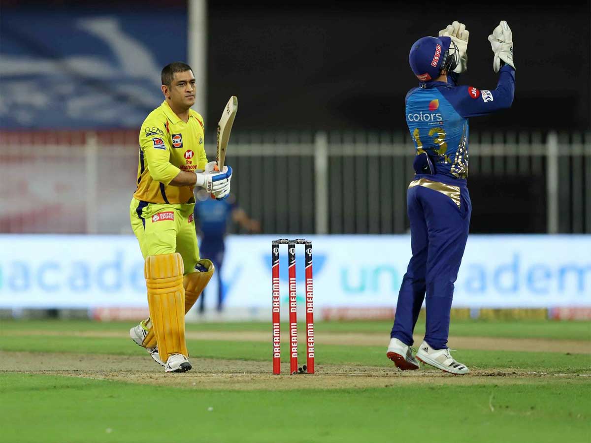 IPL 2020: Hurt MS Dhoni says 'a captain can't run away'