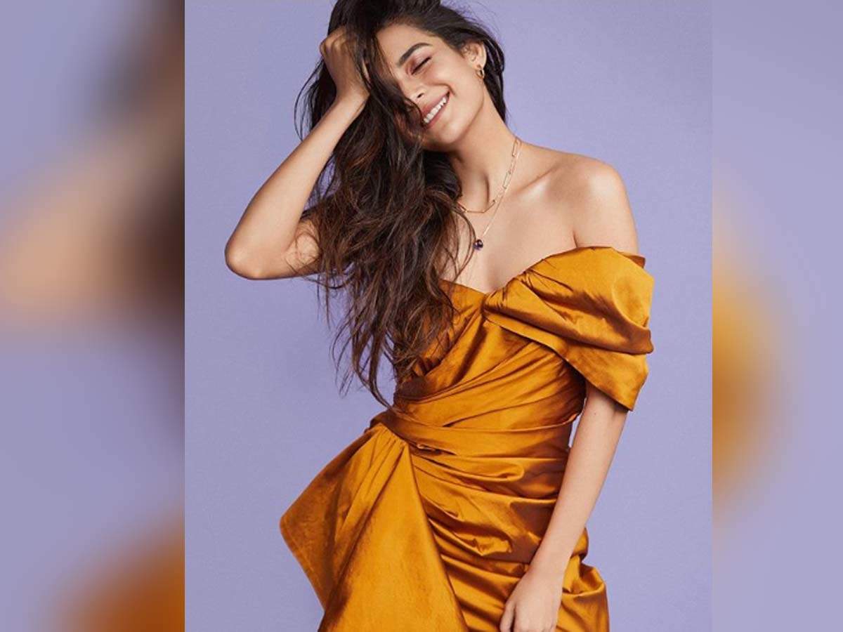 Mithila Palkar looks stunning in an off-shoulder dress; see pic | Marathi  Movie News - Times of India