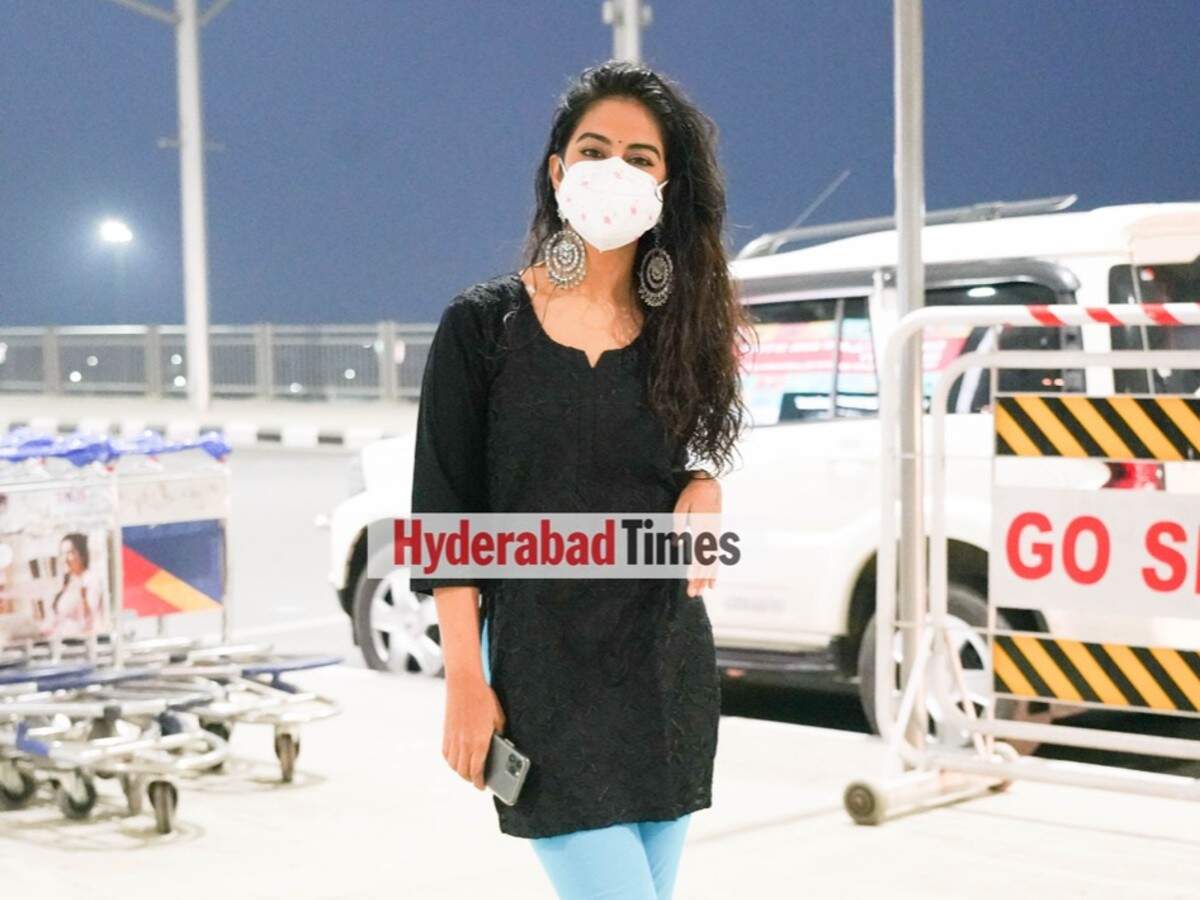 Comfort meets airport styles – Kurta set edition |