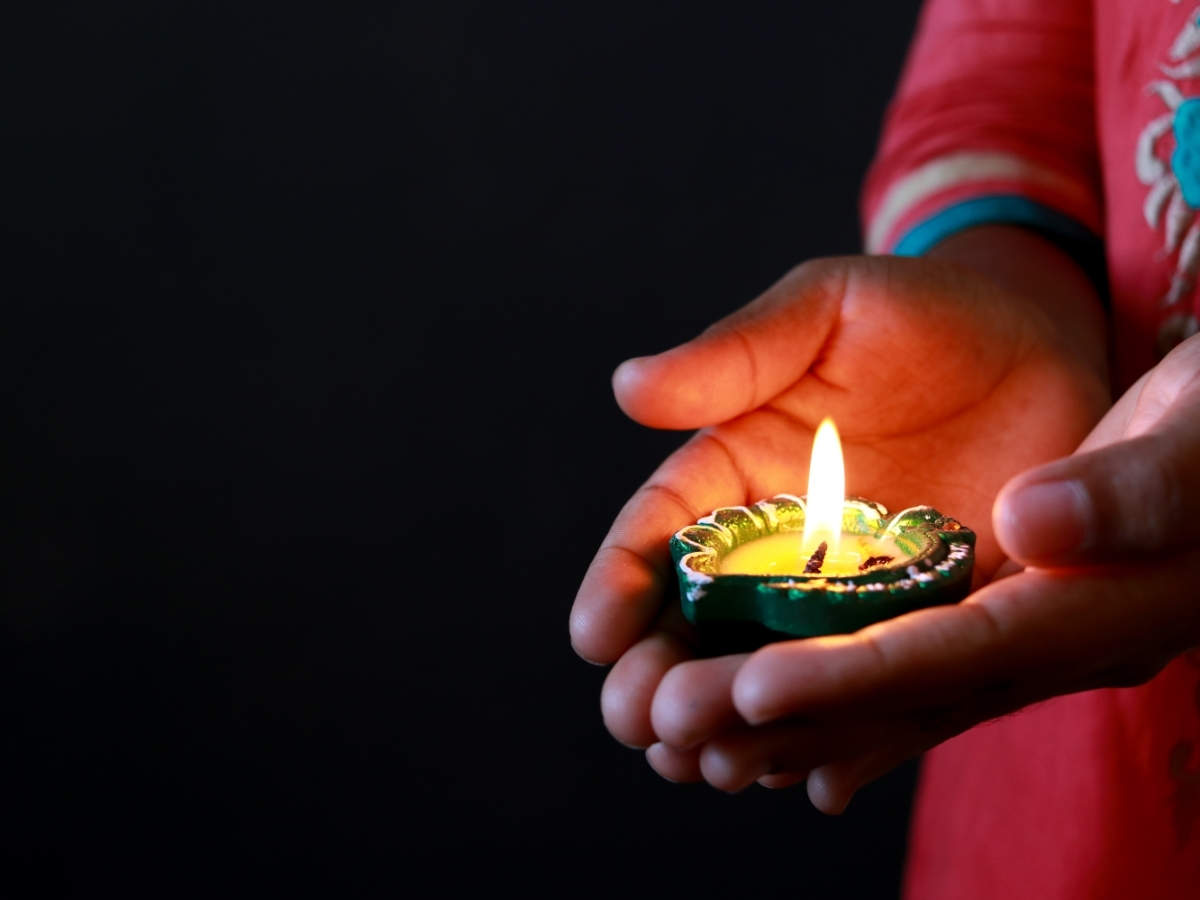 Happy Diwali 2022: Top 50 Diwali Wishes, Messages, Images and ...