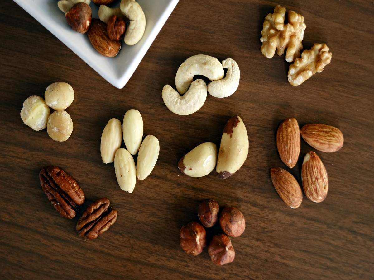 Bhai Dooj gifts: 8 Dry fruit packs & energy bars that are apt for  diet-conscious siblings - Times of India