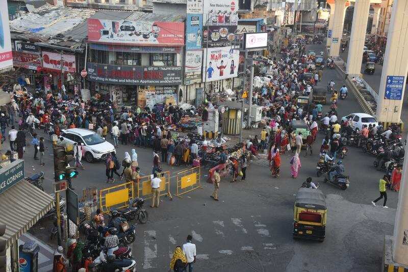 Street View Of Nagpur Sitabuldi Main Road Declared No Vehicle Zone From 4Pm-10Pm | Nagpur News -  Times Of India