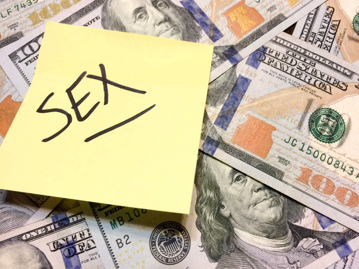 Money versus sex What matters more? photo picture photo