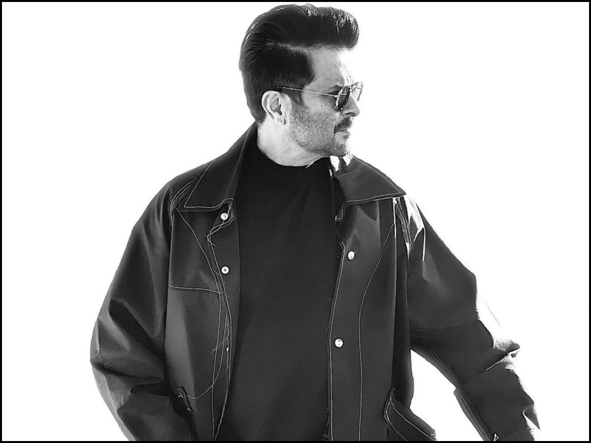 Anil Kapoor shares stylish monochrome pictures on Instagram; gets a thumbs  up from 'Jug Jugg Jeeyo' co-star Neetu Kapoor | Hindi Movie News - Times of  India